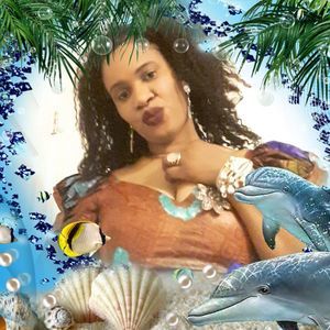 Meet your Posher, Aida